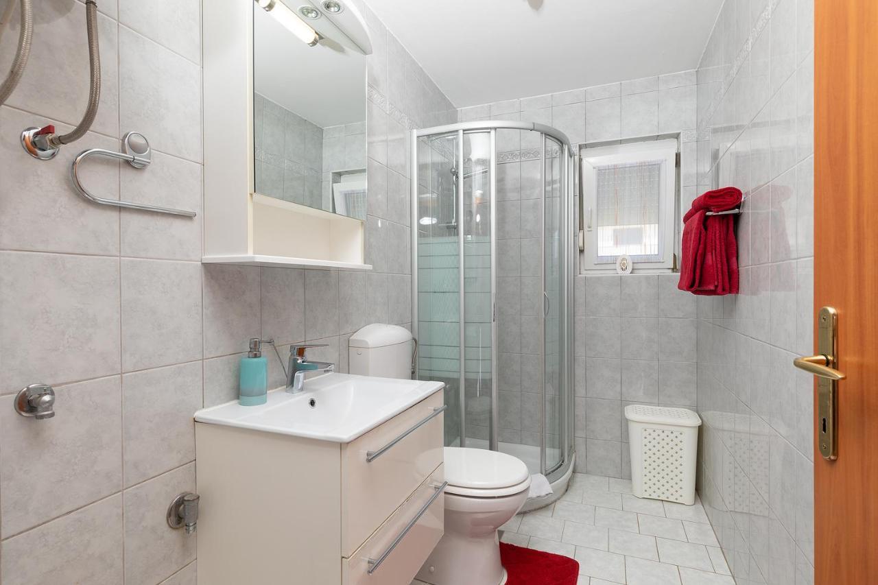 Apartmani Dujmovic 메덜린 외부 사진