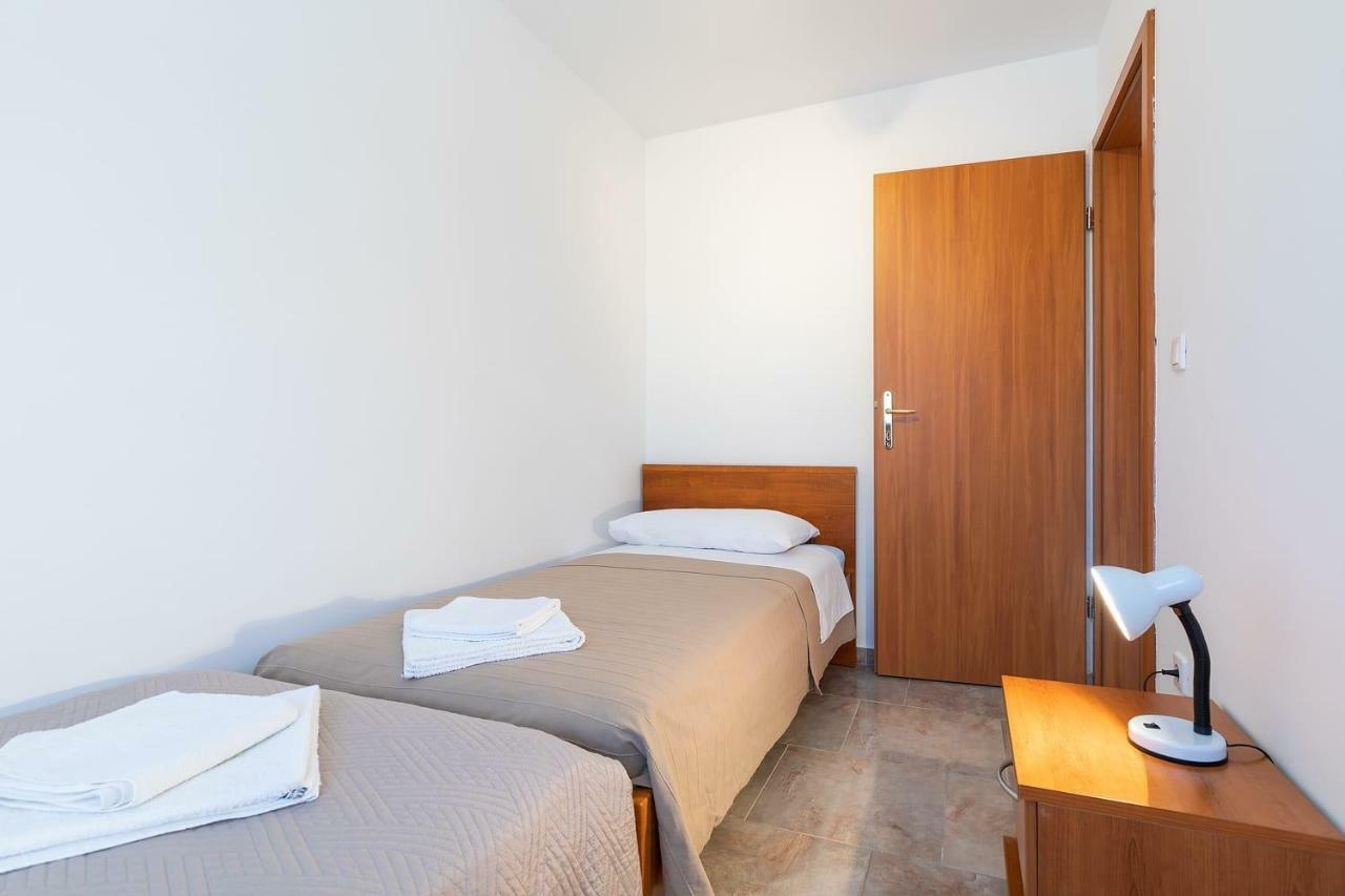Apartmani Dujmovic 메덜린 외부 사진